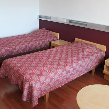 Cikada Hotell 3*